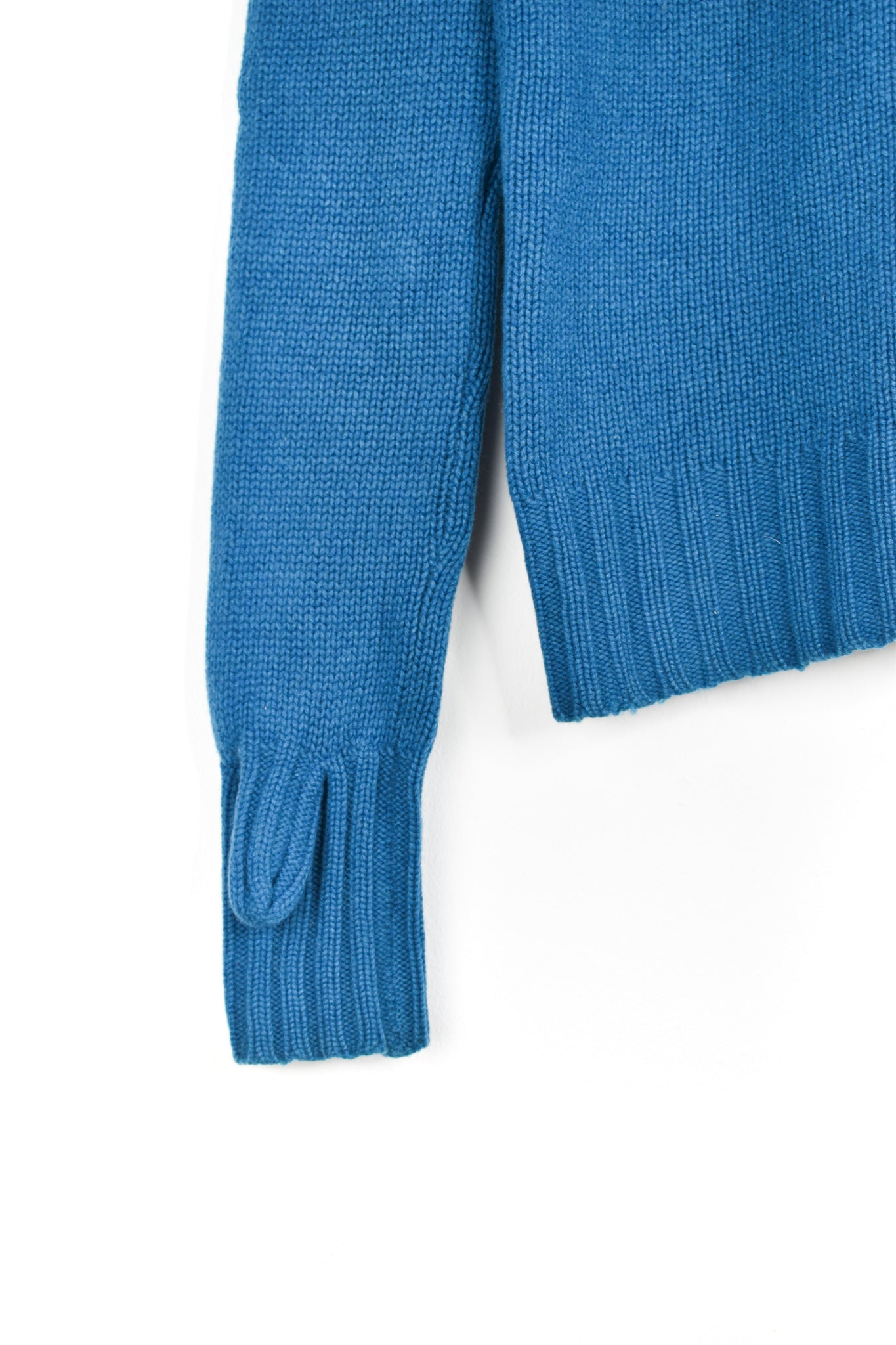 Thumb knit