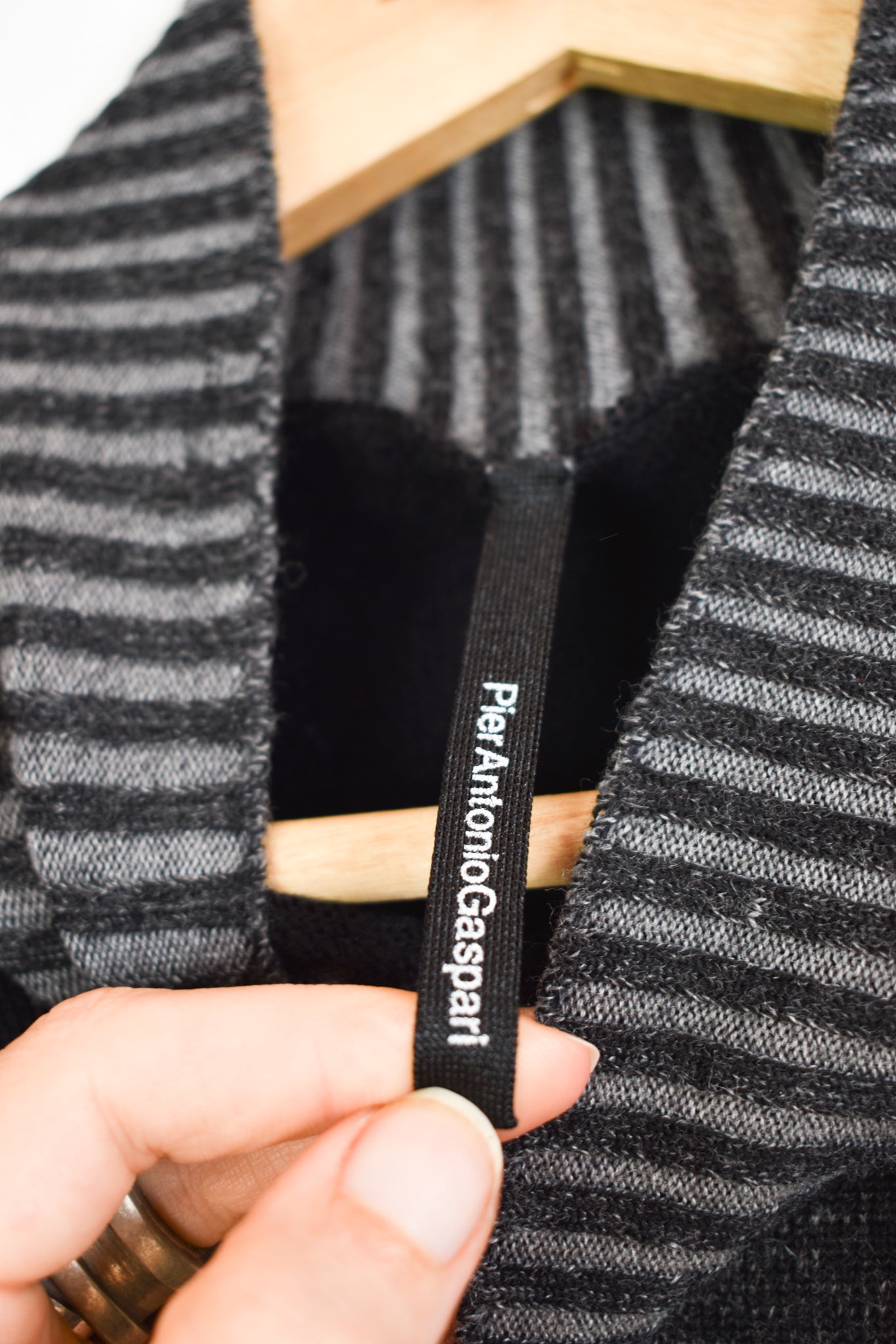 Gaspari sleeve knit
