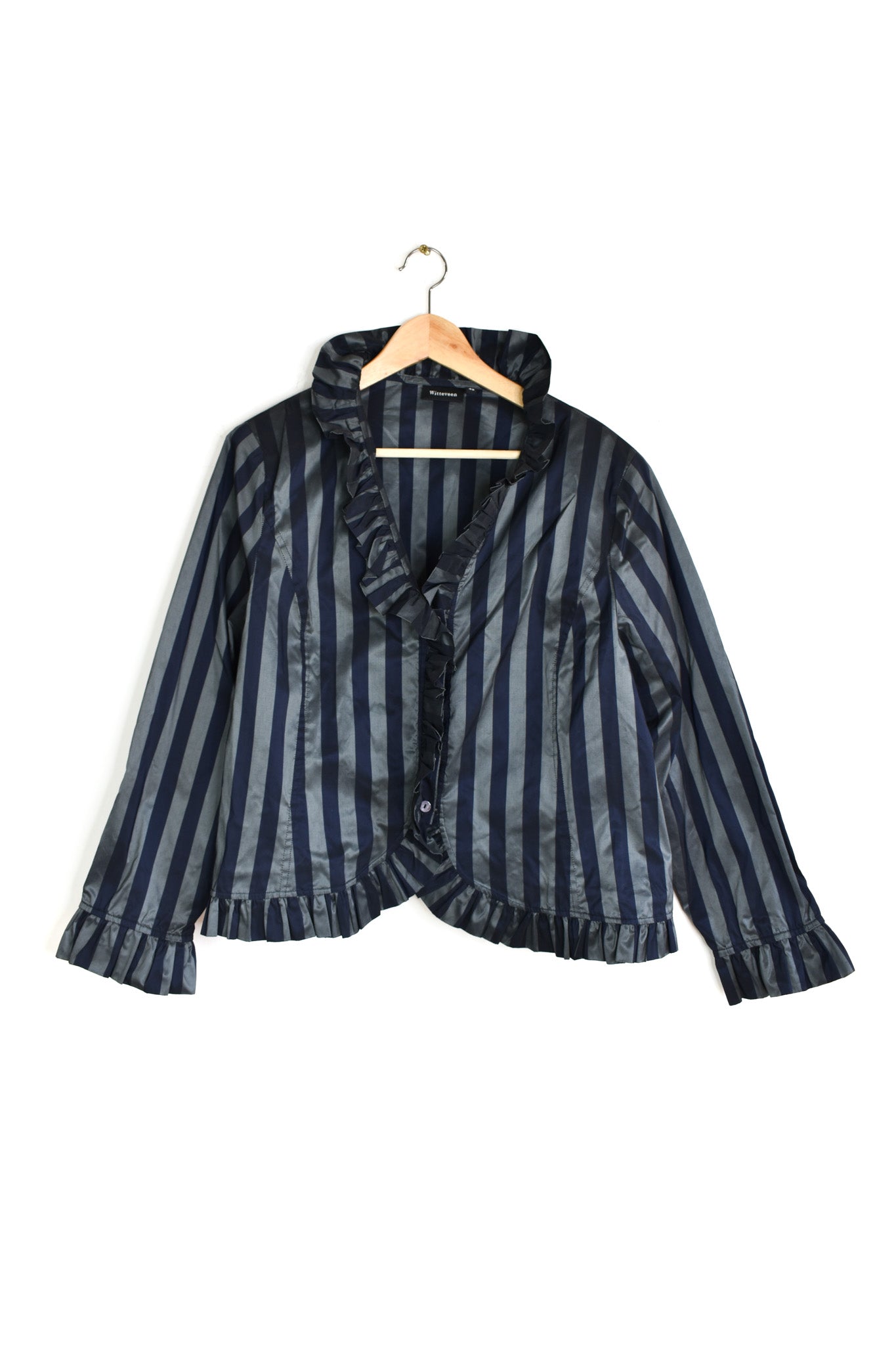 Sturdy striped blouse