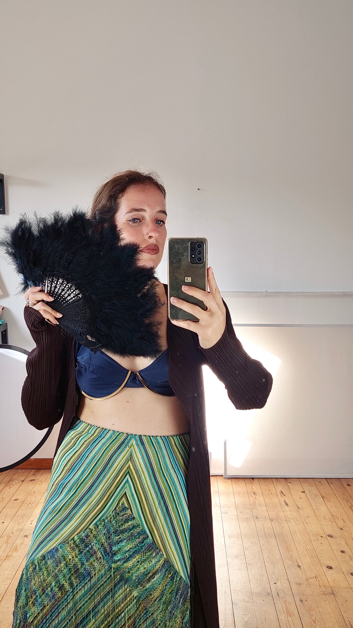 Feather fan