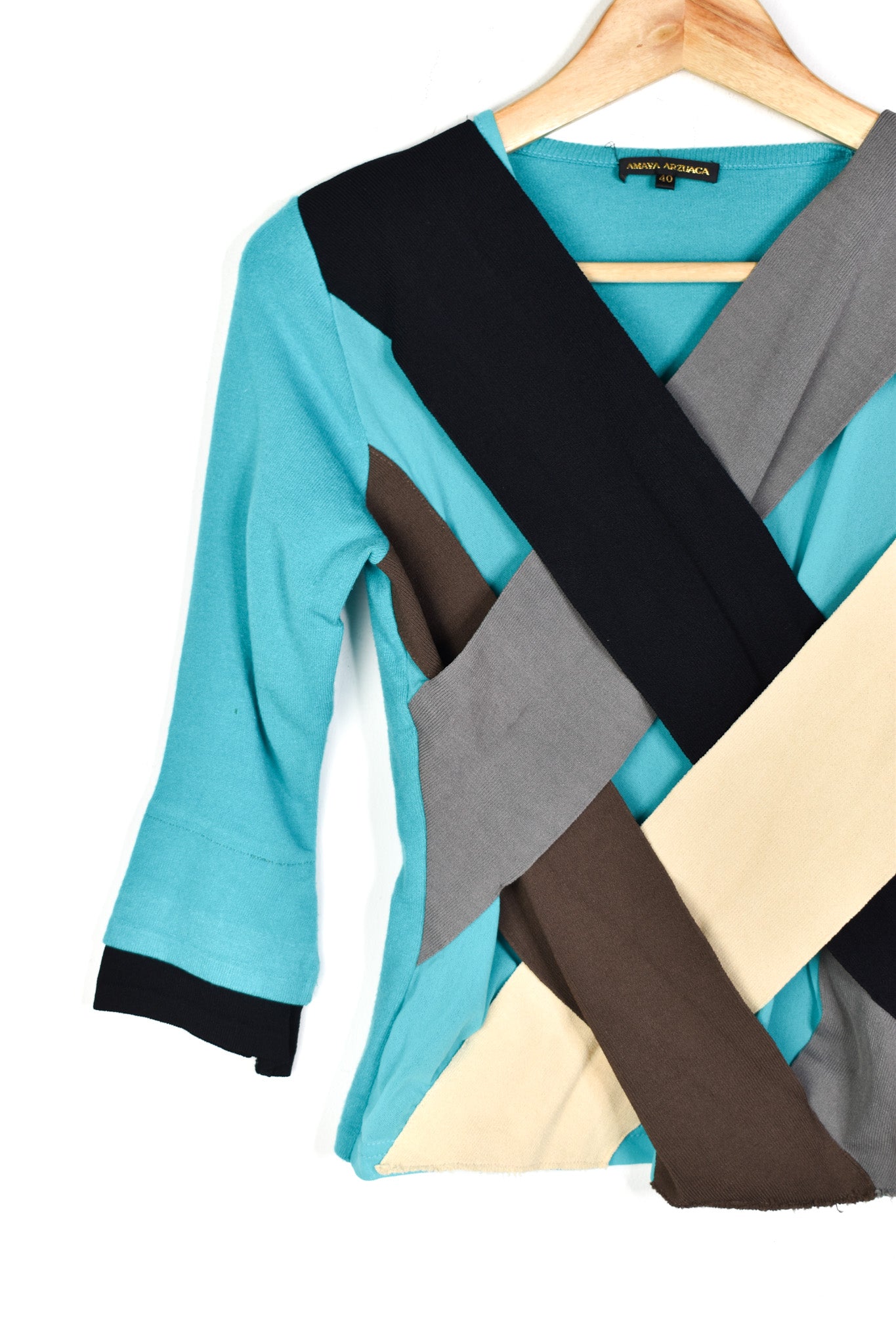 Amaya Arzuaga jumper