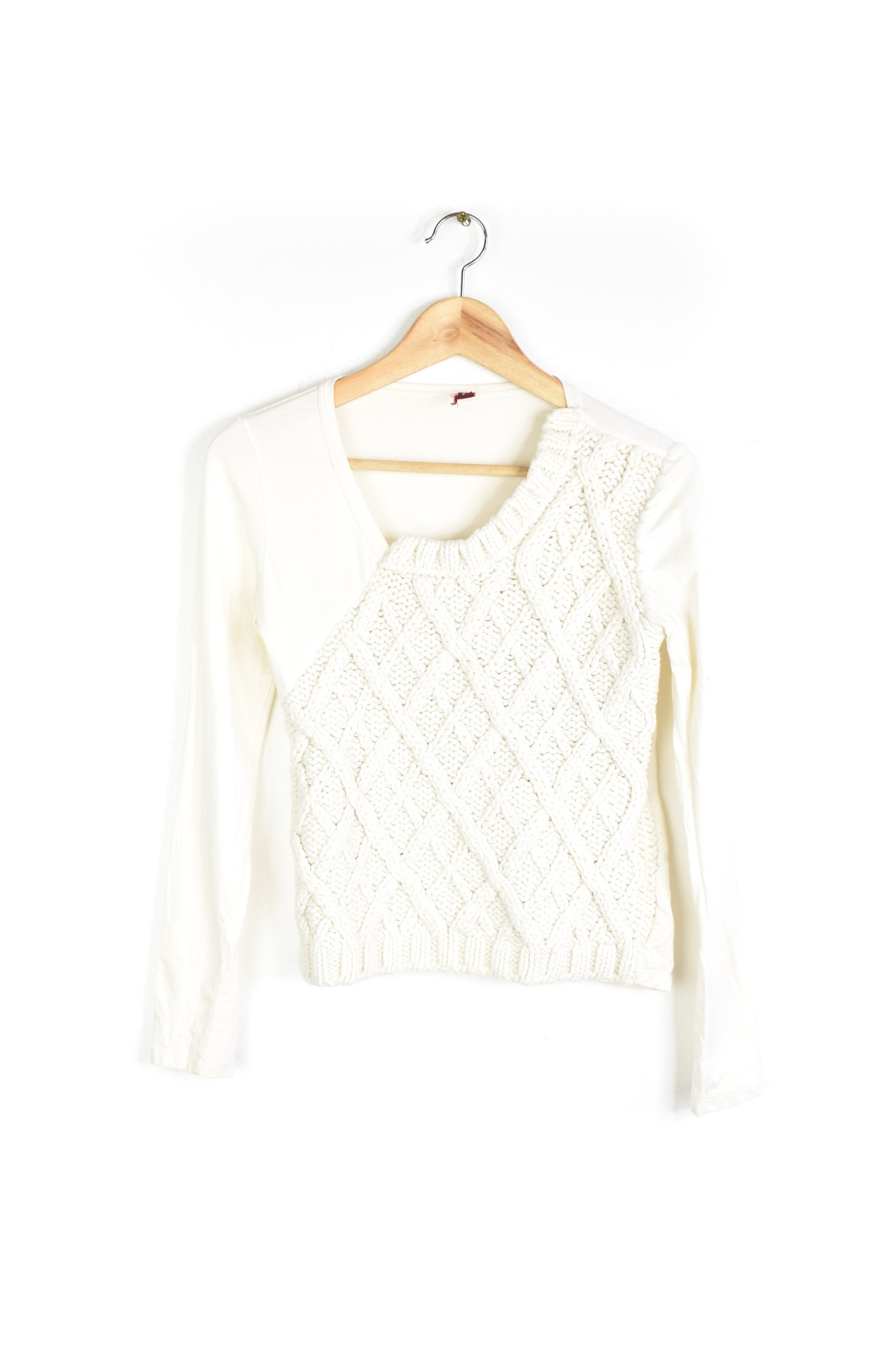 Contrasting knit by Gazebo