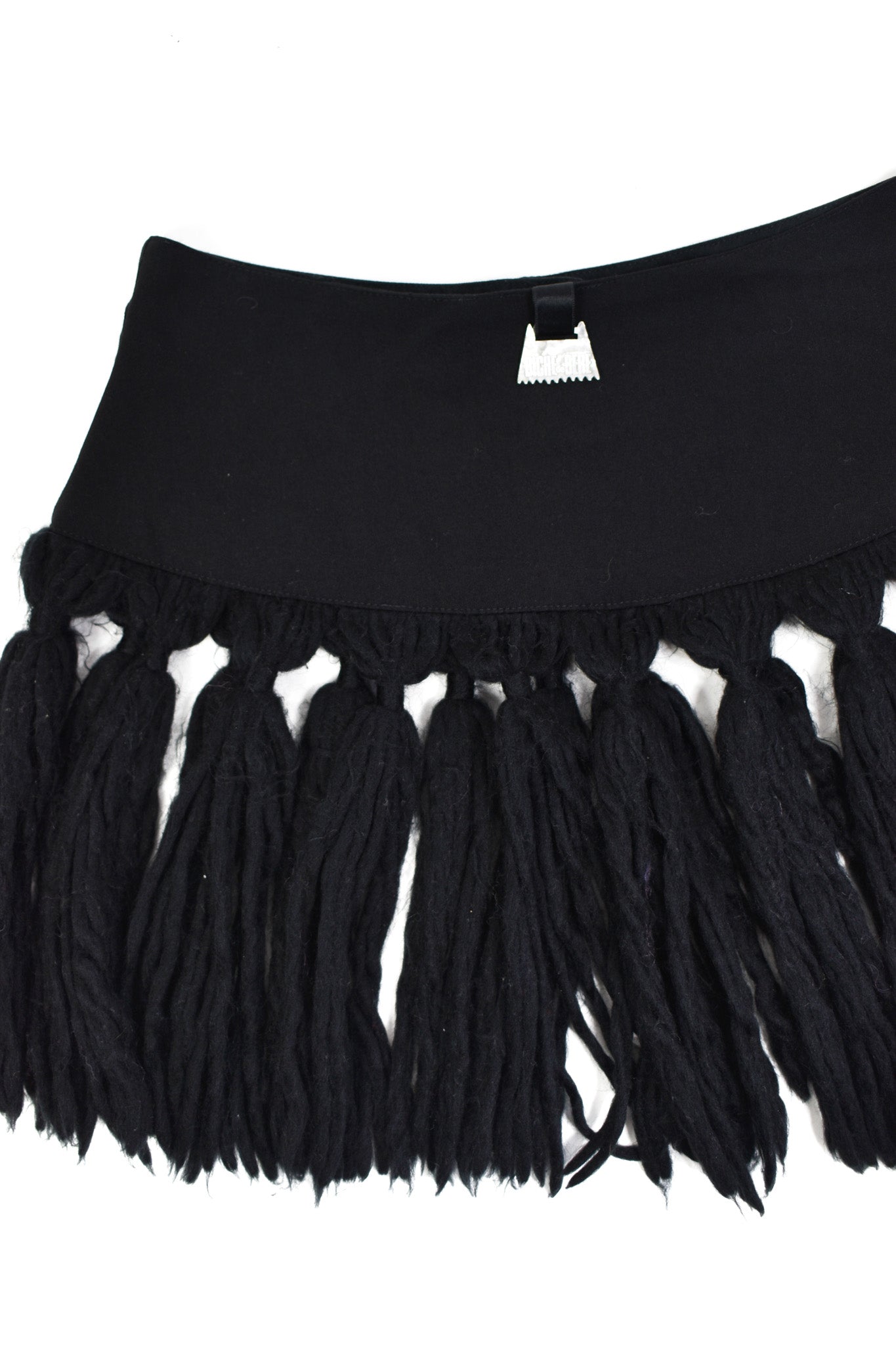 Wool fringe belt